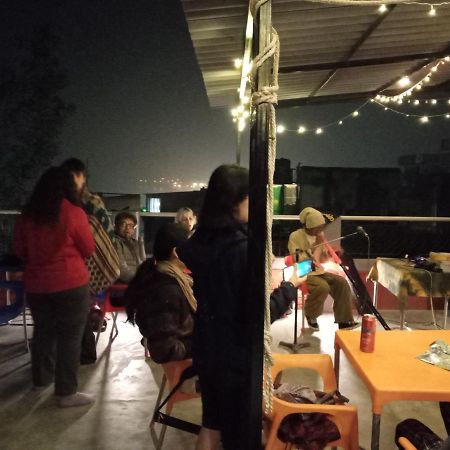 Paradise Inn Guest House Varanasi Bagian luar foto