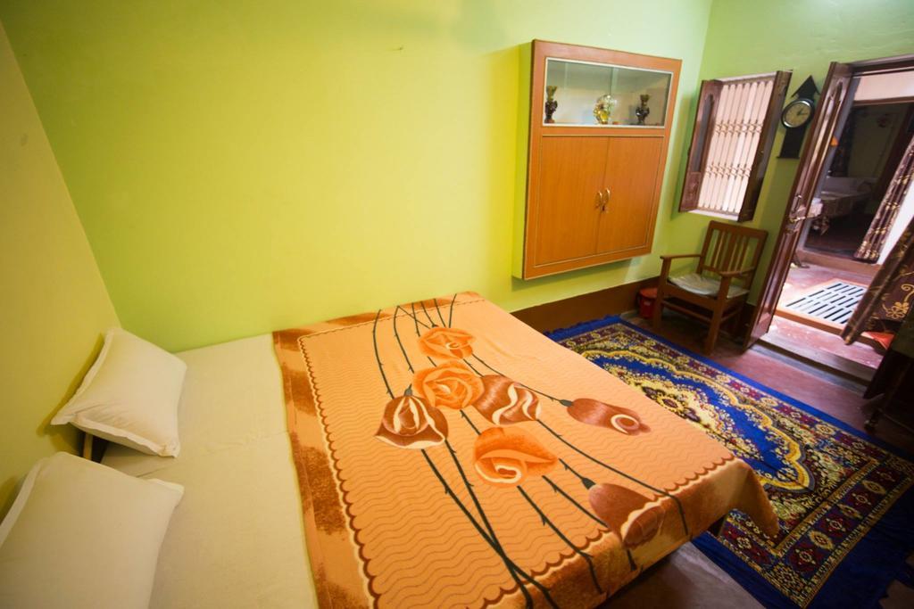 Paradise Inn Guest House Varanasi Ruang foto