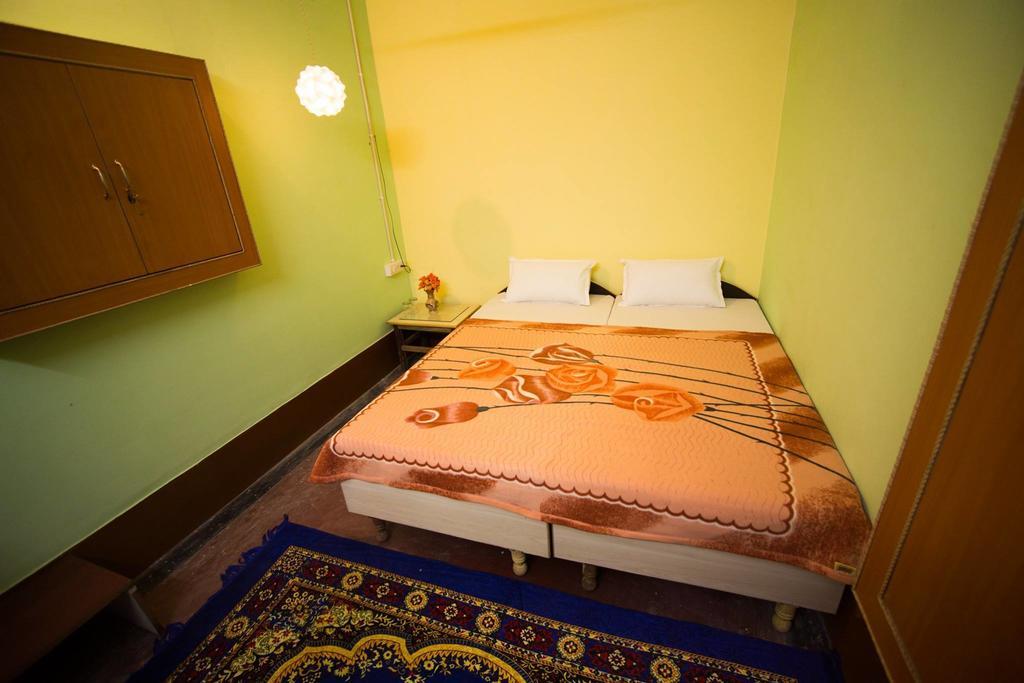 Paradise Inn Guest House Varanasi Ruang foto