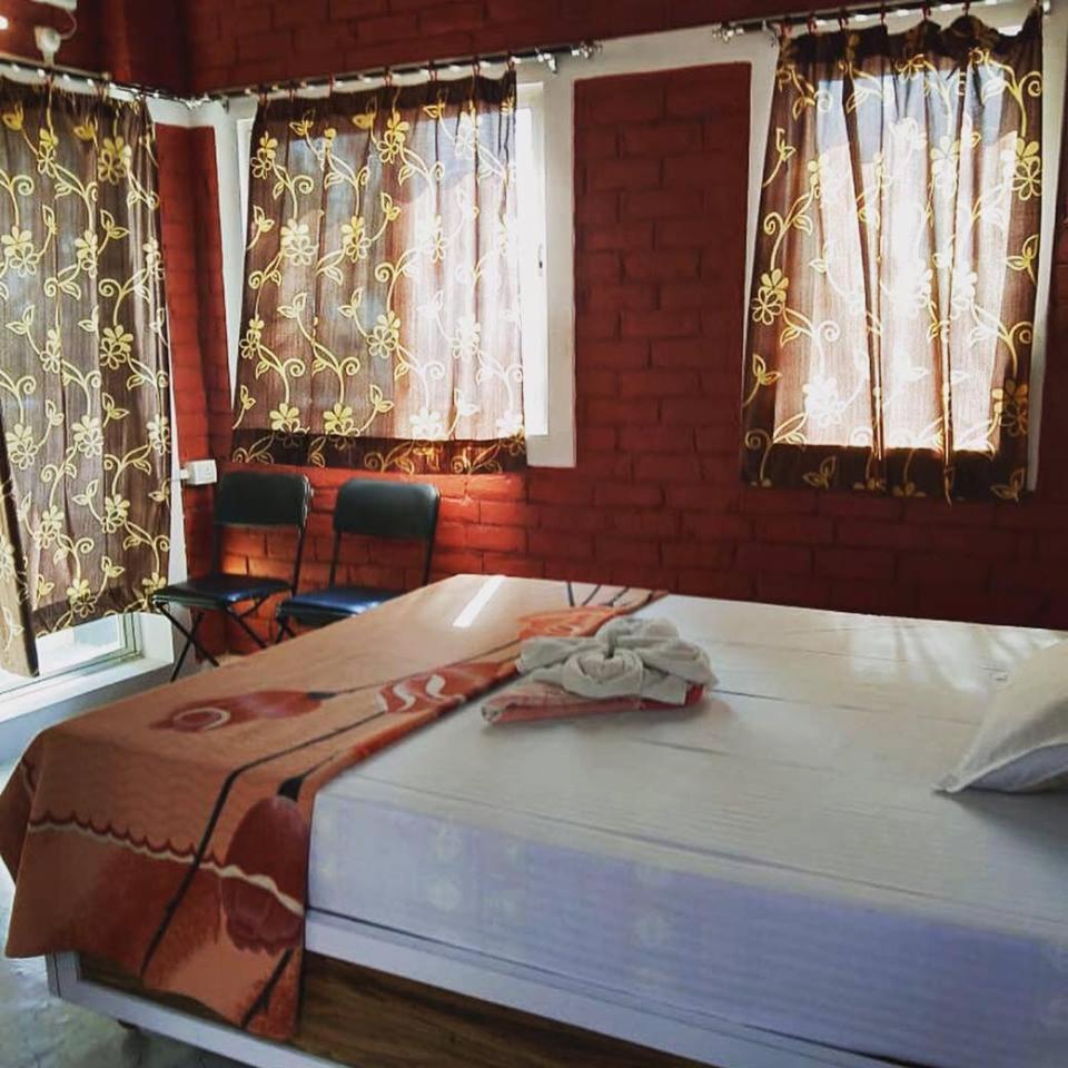 Paradise Inn Guest House Varanasi Bagian luar foto